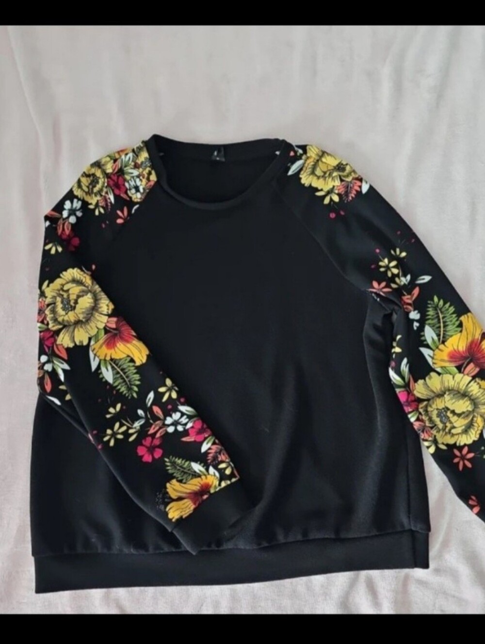 Shein Black Sweatshirt with Yellow & Pink Floral Raglan Sleeves Size XL